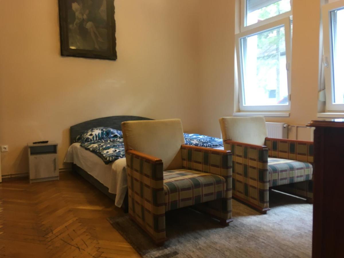 Honved Apartmanhaz Balatonlelle Exterior photo