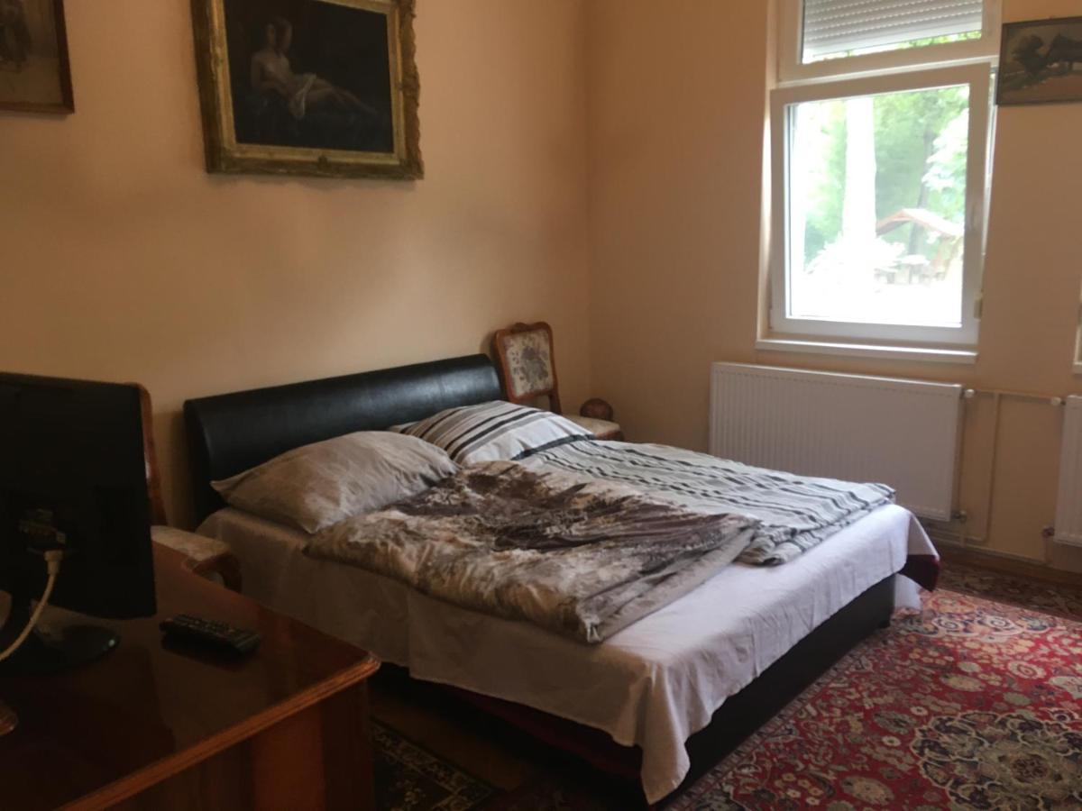 Honved Apartmanhaz Balatonlelle Exterior photo